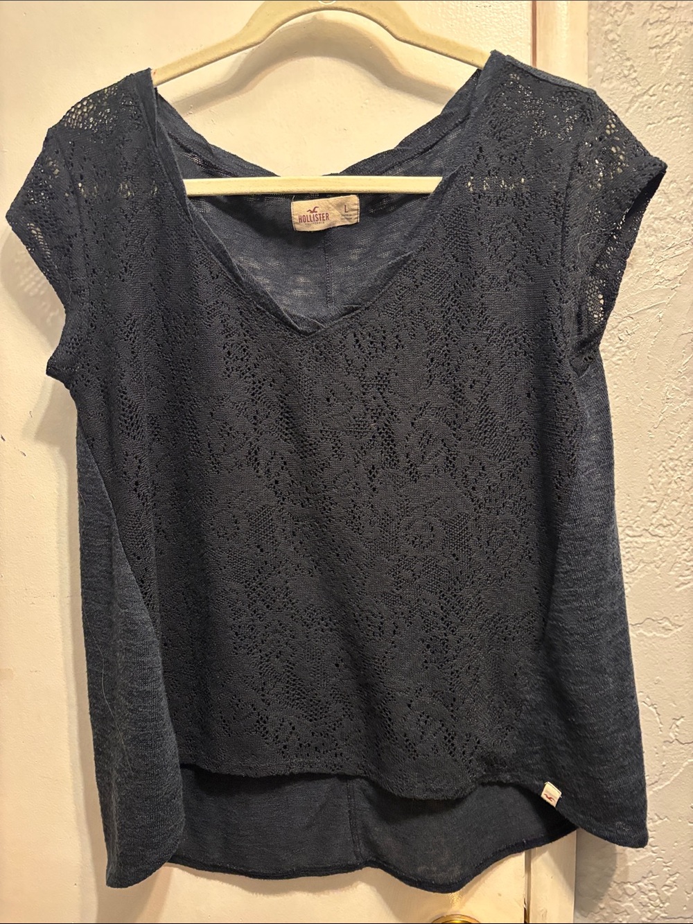 Hollister Navy Lace Front V-Neck Cap Sleeve Top